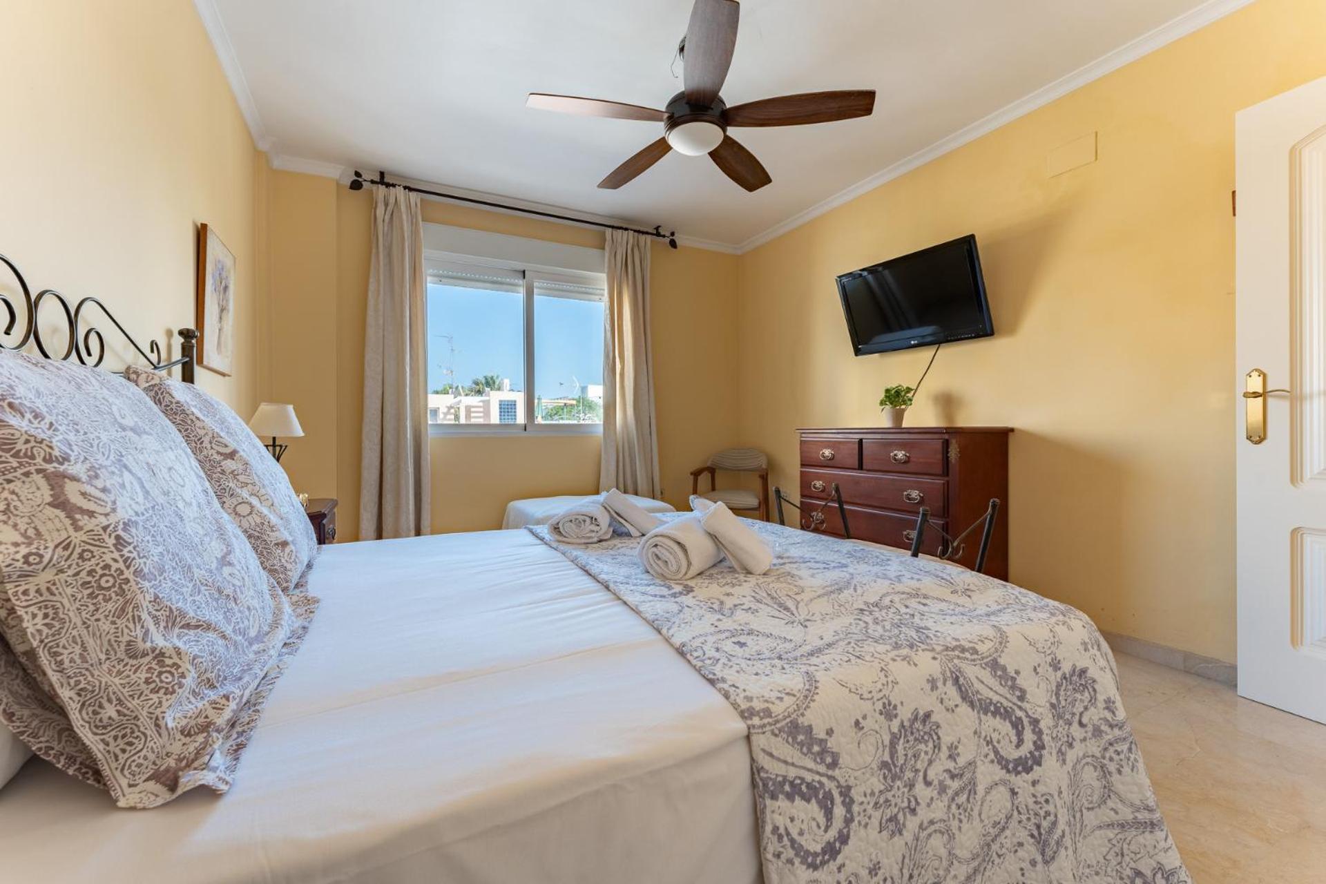 Malagasuite Costa Sol Oasis Torremolinos Buitenkant foto